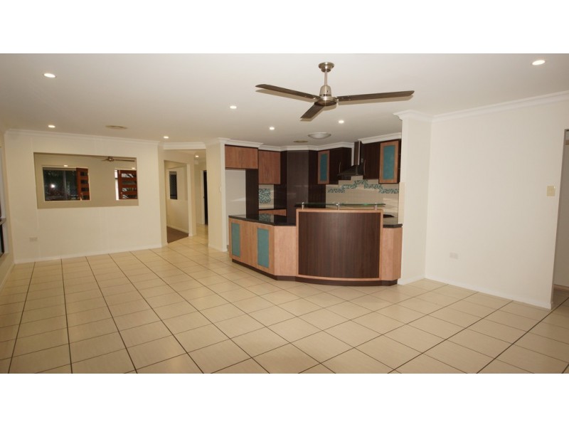2 Pavillion Court, Glenella QLD 4740