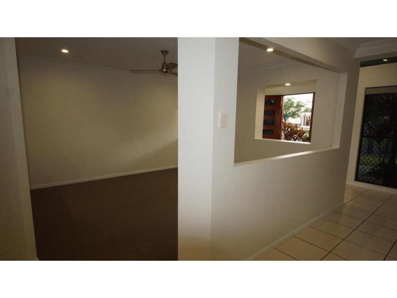 2 Pavillion Court, Glenella QLD 4740