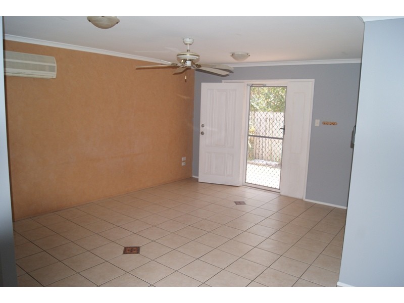 4/2 East Gordon Street, Mackay QLD 4740