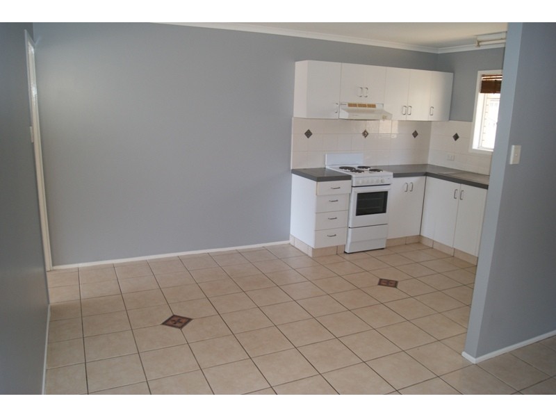 4/2 East Gordon Street, Mackay QLD 4740