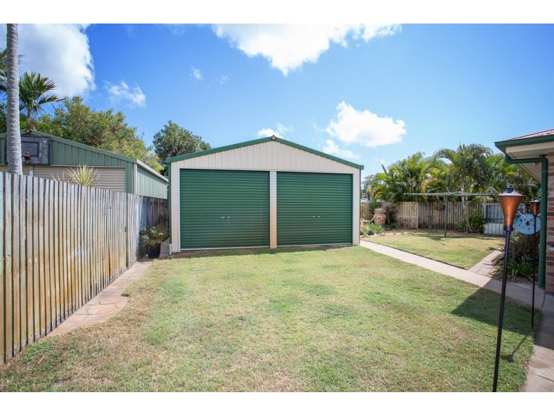 4 Dolphin Drive, Bucasia QLD 4750