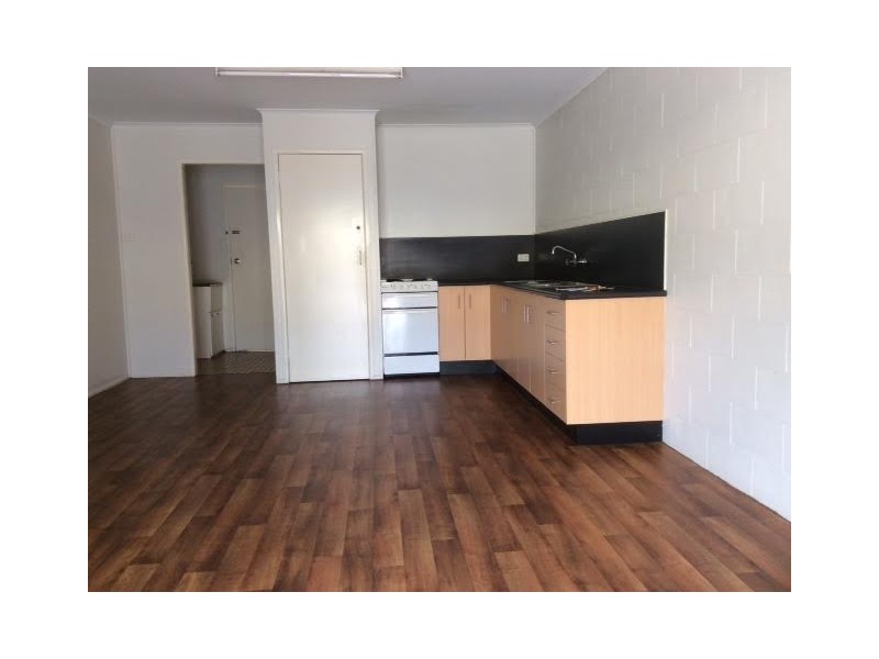 2/26 East Gordon Street, Mackay QLD 4740