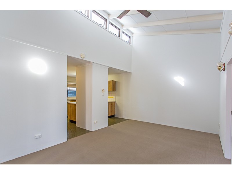 2/17 Gold Street, Mackay QLD 4740