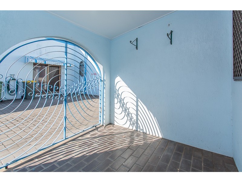 2/17 Gold Street, Mackay QLD 4740