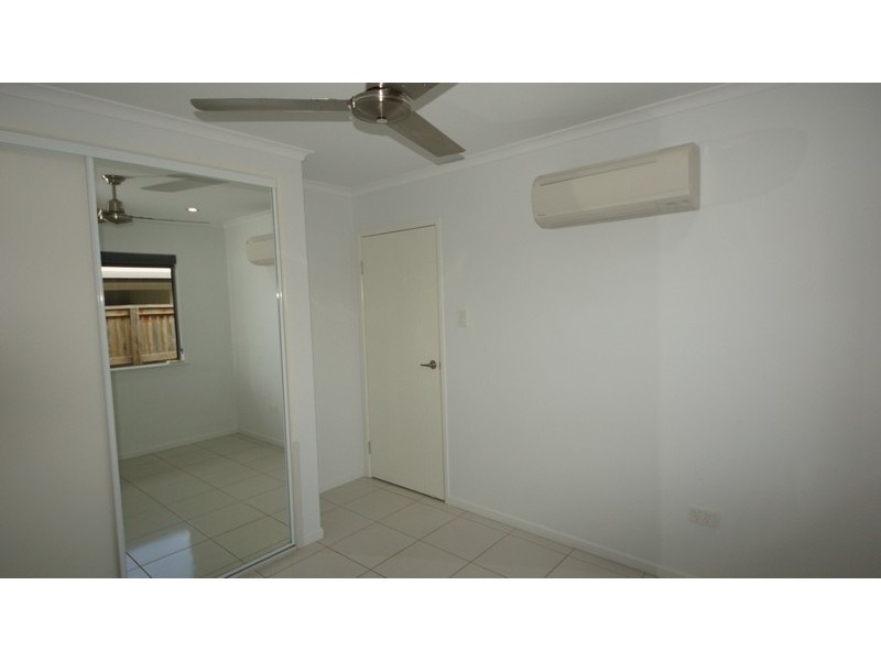 1 Bensara Crescent, Beaconsfield QLD 4740