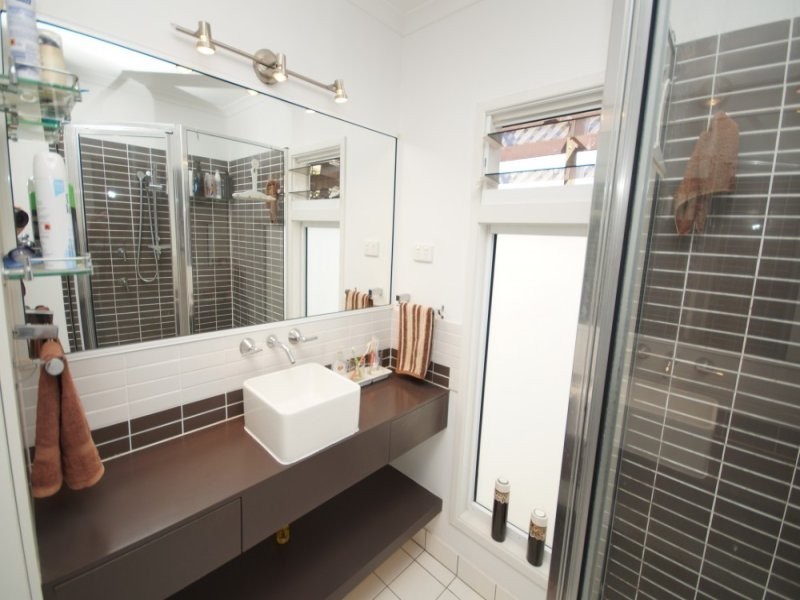 10 Upton Avenue, Andergrove QLD 4740