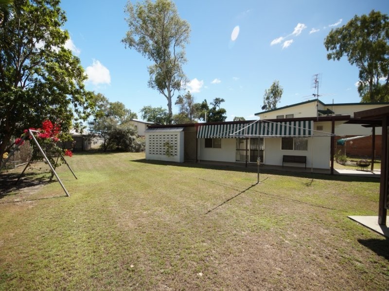 10 Upton Avenue, Andergrove QLD 4740