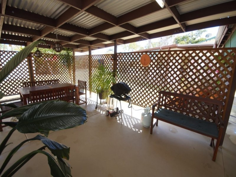 10 Upton Avenue, Andergrove QLD 4740