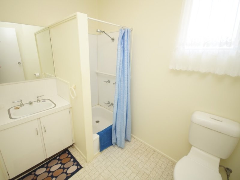 10 Upton Avenue, Andergrove QLD 4740