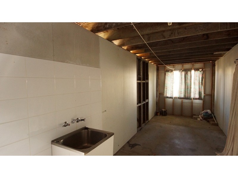 22 Emu Street, Slade Point QLD 4740