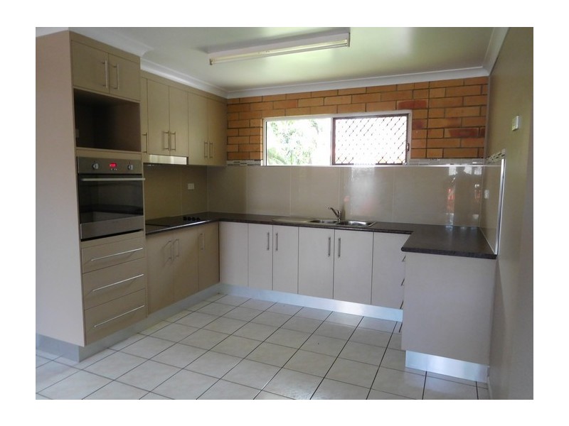 1/359 Shakespeare Street, Mackay QLD 4740