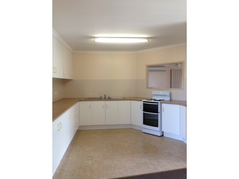 1/38 Vidulich Street, East Mackay QLD 4740