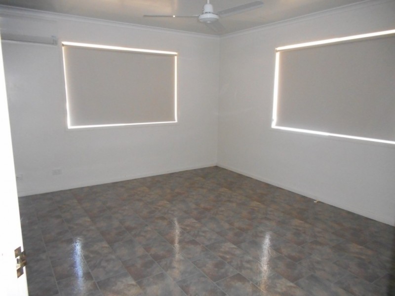 10 Bagley Street, Finch Hatton QLD 4756