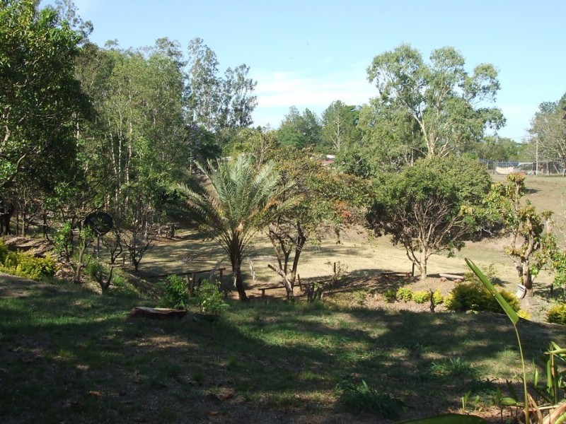 7 Matthew Street, Finch Hatton QLD 4756