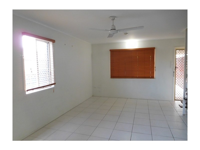 6/221 Evan Street, Mackay QLD 4740