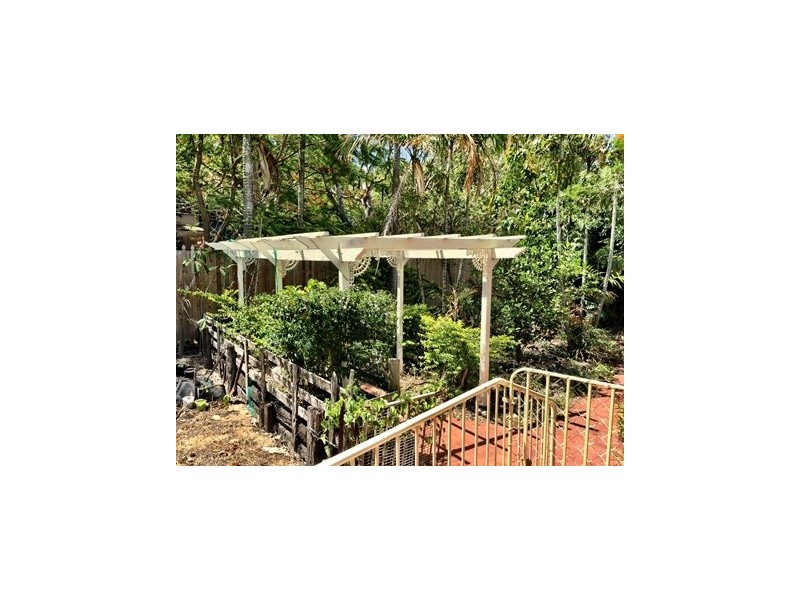 3 Russell Avenue, Slade Point QLD 4740