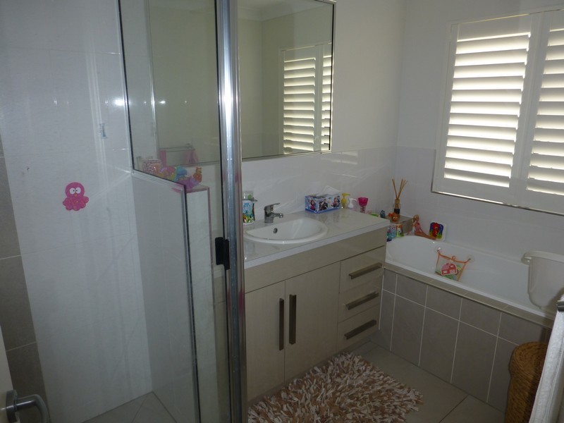 15 Bjelke Circuit, Rural View QLD 4740