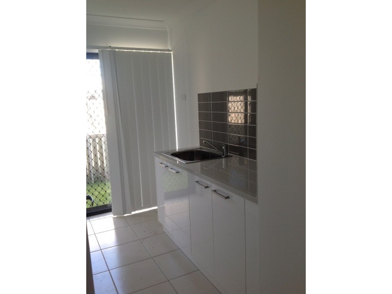 11 Ashton Place, Ooralea QLD 4740