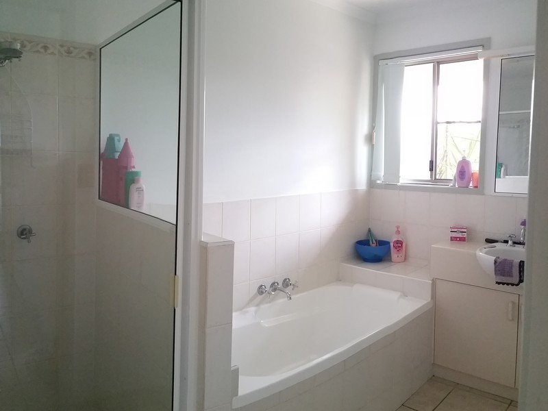 70 Busuttin Drive, Eimeo QLD 4740