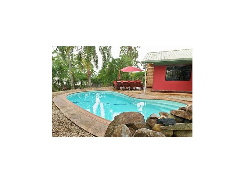 15 Sologinkins Road, Rural View QLD 4740