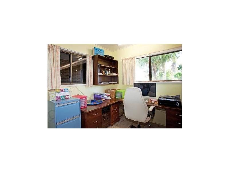 15 Sologinkins Road, Rural View QLD 4740