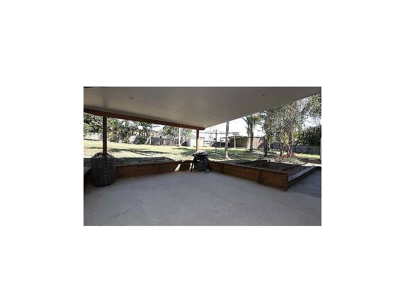 15 Sologinkins Road, Rural View QLD 4740
