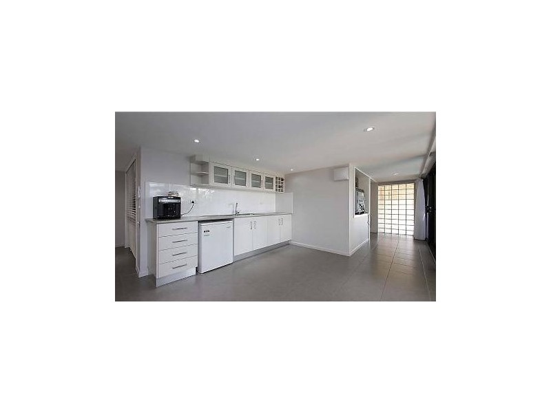 15 Sologinkins Road, Rural View QLD 4740