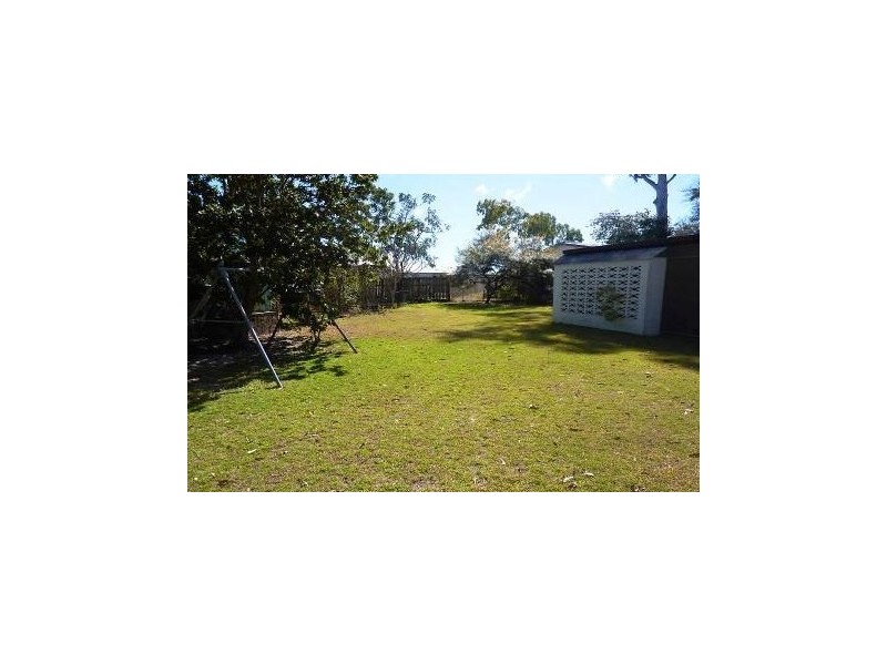 10 Upton Avenue, Andergrove QLD 4740