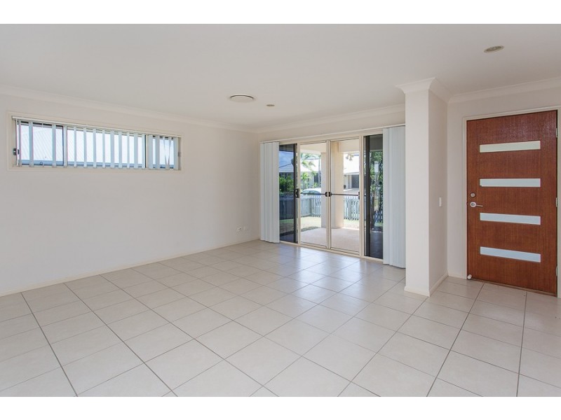 1 and 2 / 2 Bombo Court, Blacks Beach QLD 4740
