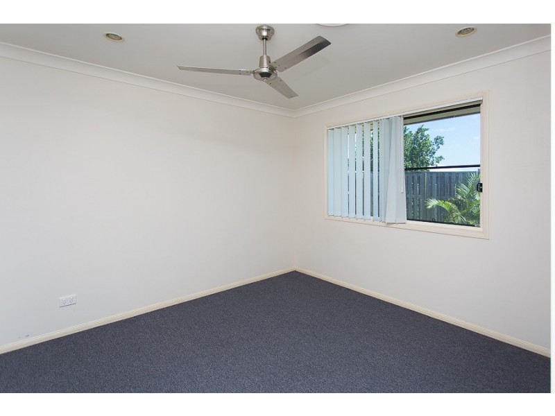 1 and 2 / 2 Bombo Court, Blacks Beach QLD 4740