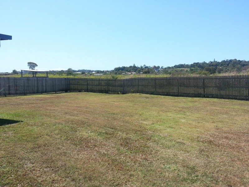 22 Avalon Drive, Rural View QLD 4740