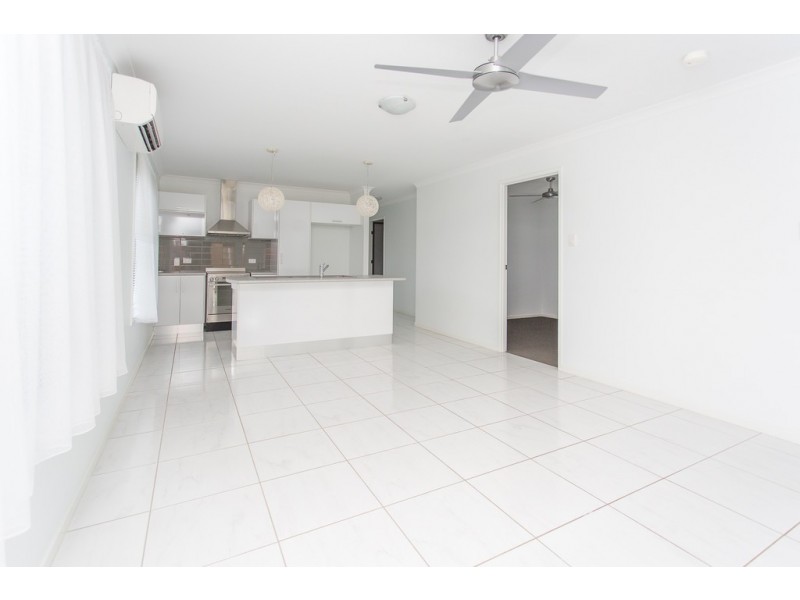 39 Phoenix Crescent, Rural View QLD 4740