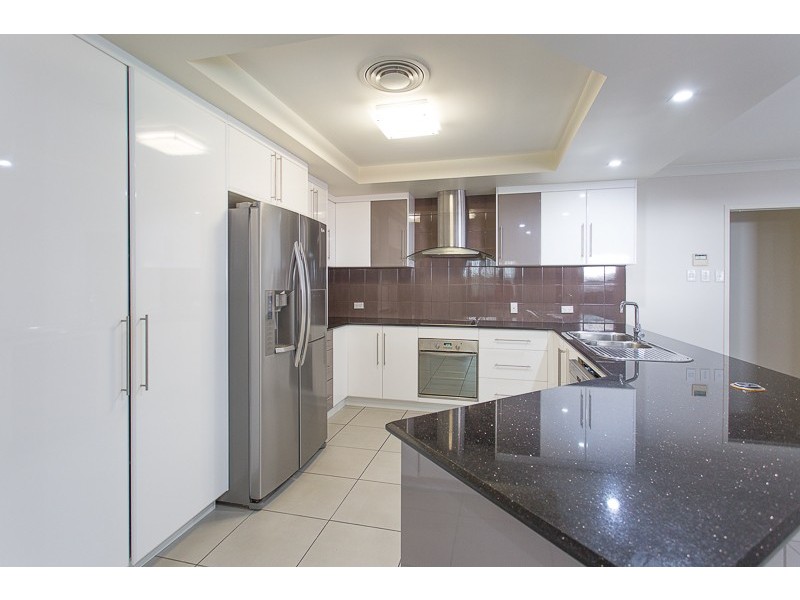 26 Manning Street, Rural View QLD 4740