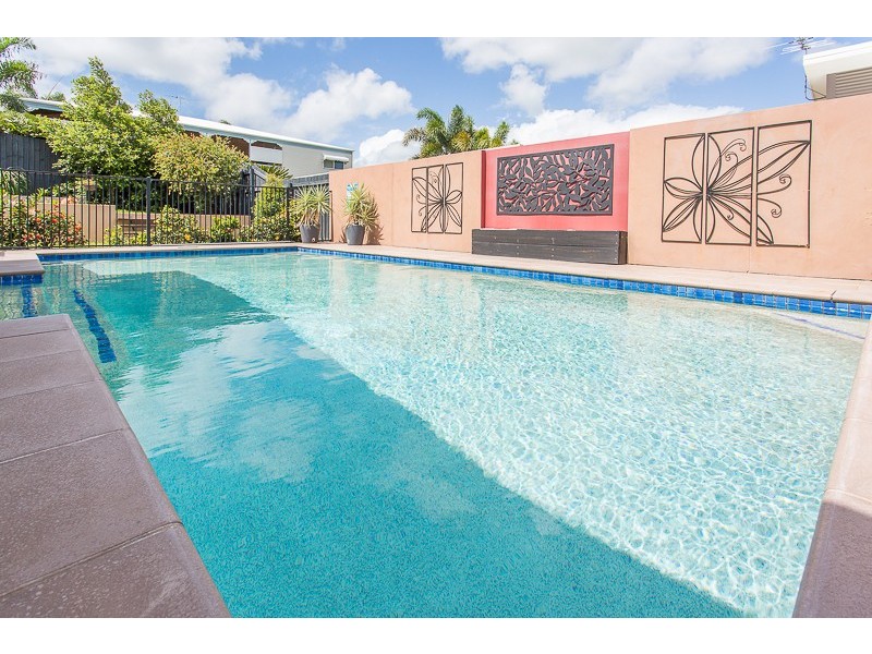 26 Manning Street, Rural View QLD 4740