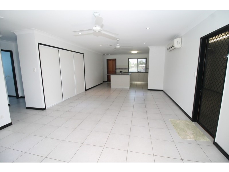 11 Central Drive, Andergrove QLD 4740