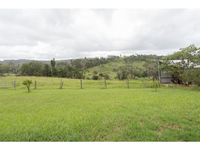 21 Clark Range Road, Crediton QLD 4757