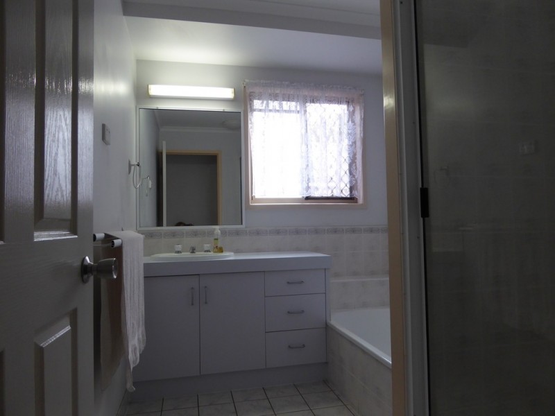 7 Amiet Street, South Mackay QLD 4740