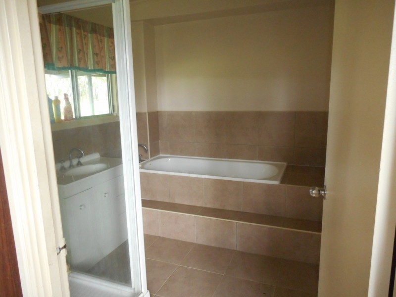 312 Proves Road, Kuttabul QLD 4741