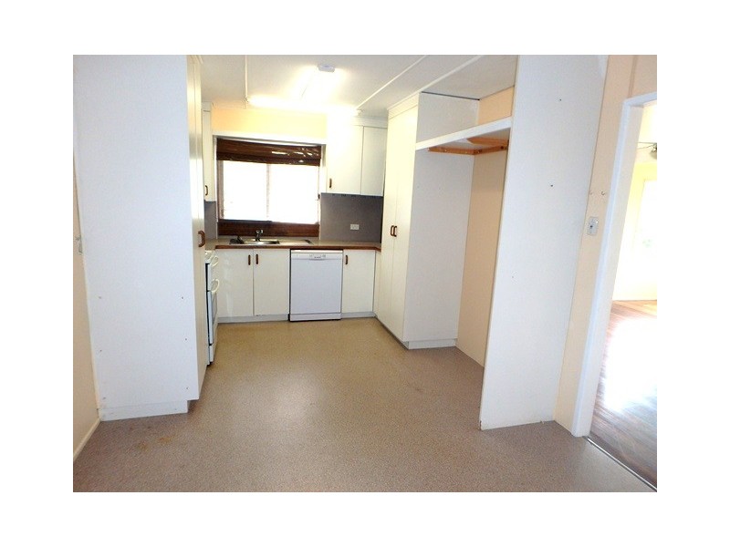 23 Graves Street, North Mackay QLD 4740
