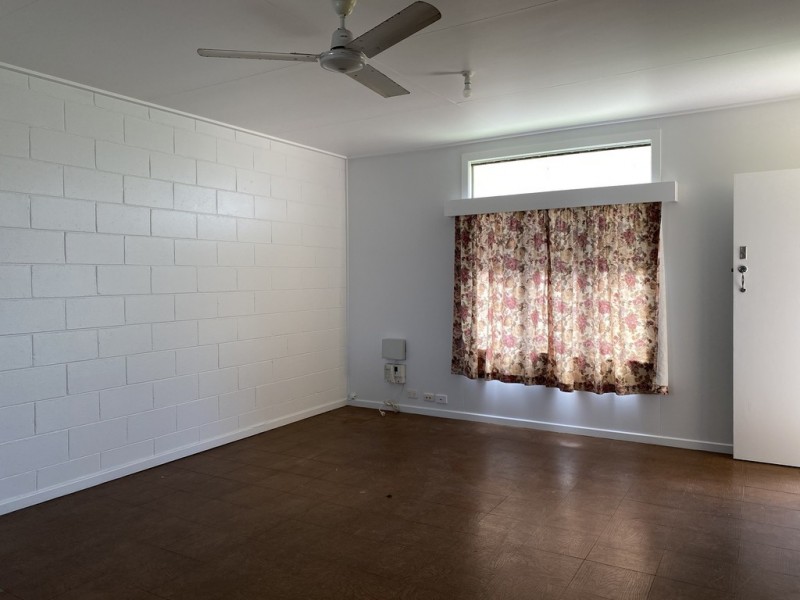 2/1 Macdonald Street, South Mackay QLD 4740