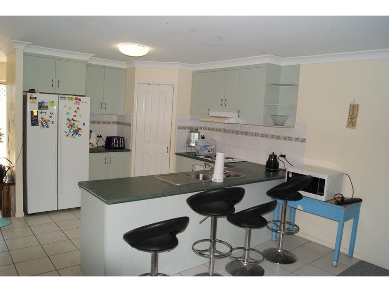 27 Lois Street, Mount Pleasant QLD 4740