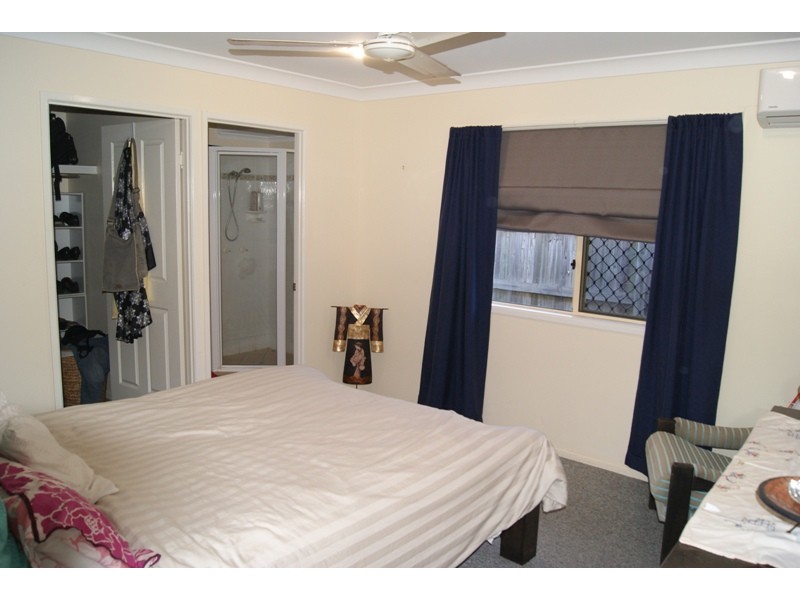 27 Lois Street, Mount Pleasant QLD 4740