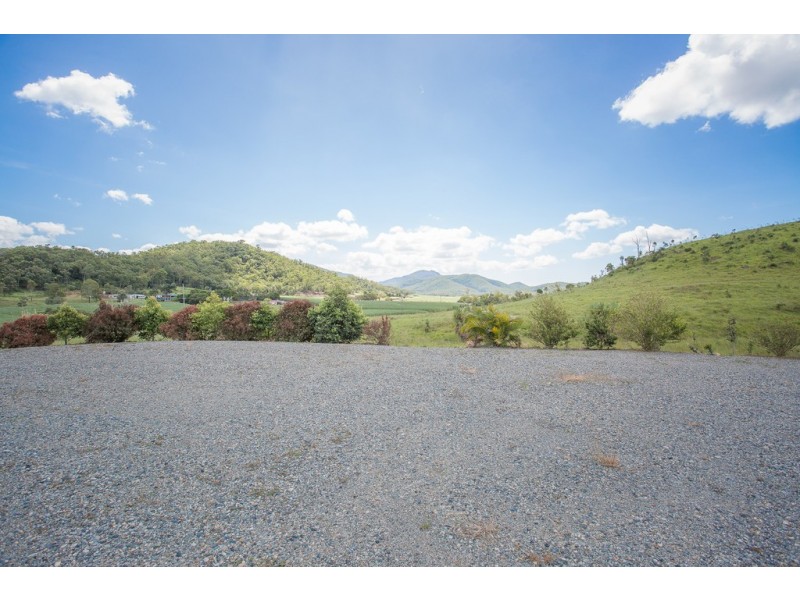 20 Giumellis Road, The Leap, Hampden QLD 4741