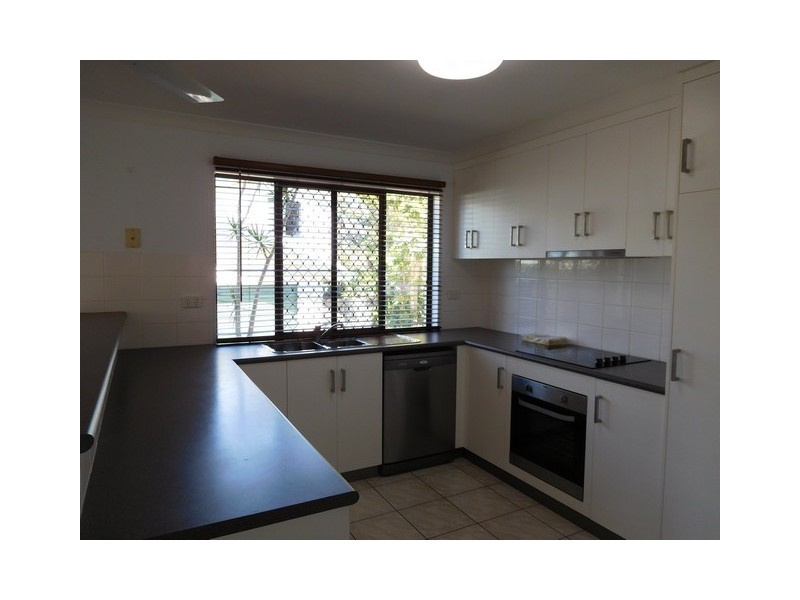 4/17 Meadow Street, North Mackay QLD 4740
