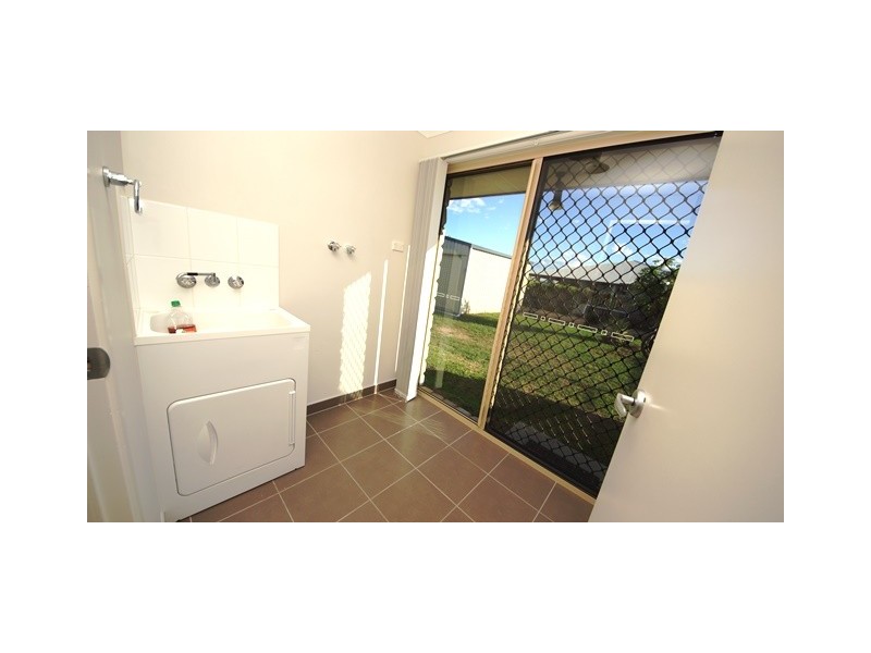 3 Lucy Court, Mirani QLD 4754