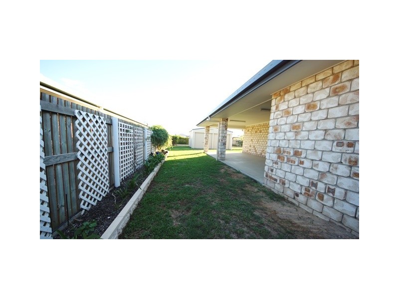 3 Lucy Court, Mirani QLD 4754