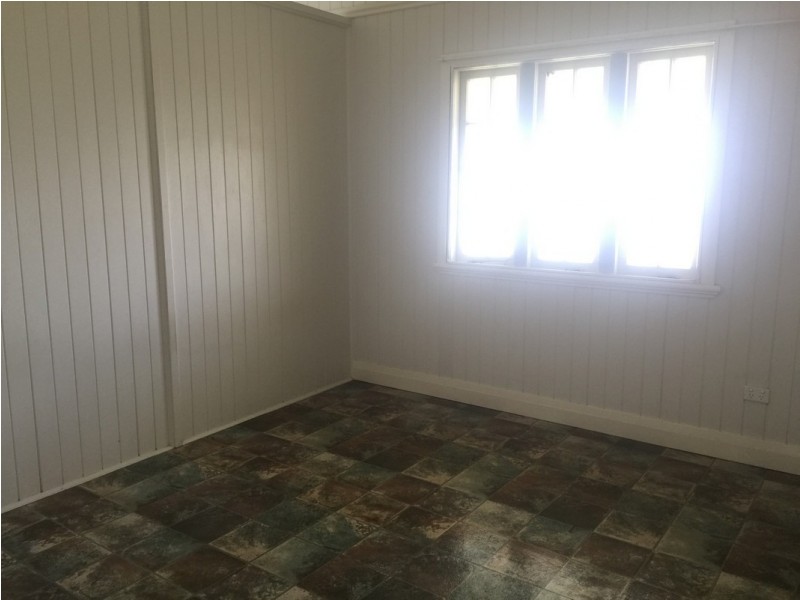 23 Taylor Street, West Mackay QLD 4740