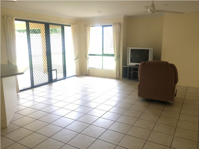 1 Royal Sands Boulevard, Bucasia QLD 4750