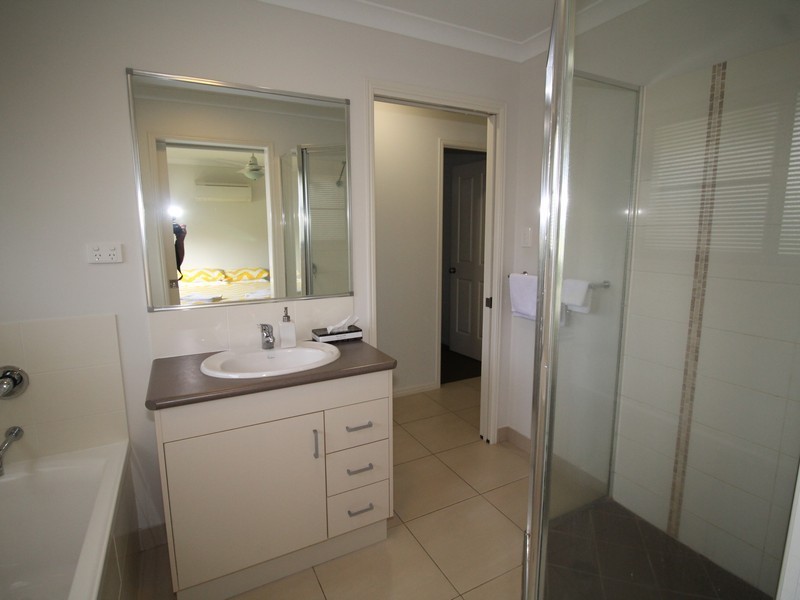 129 Pacific Drive, Salonika Beach, Hay Point QLD 4740