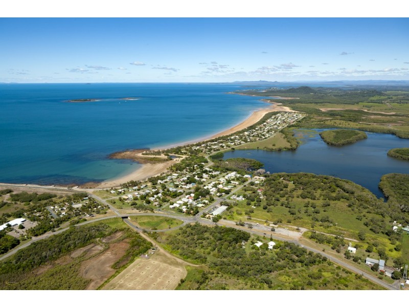 129 Pacific Drive, Salonika Beach, Hay Point QLD 4740